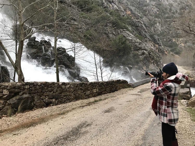 Yağmur sonrası şelalelerin görsel şöleni