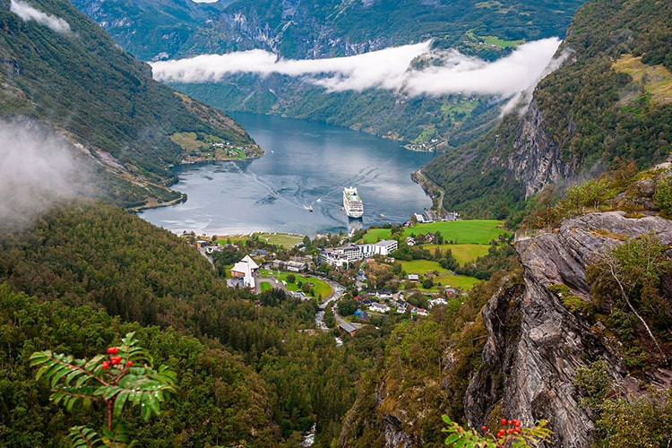 Geirangerfjord de güzel ama Konigssee bir başka...
