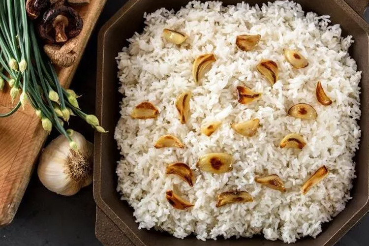 Sarımsaklı pilav tarifi