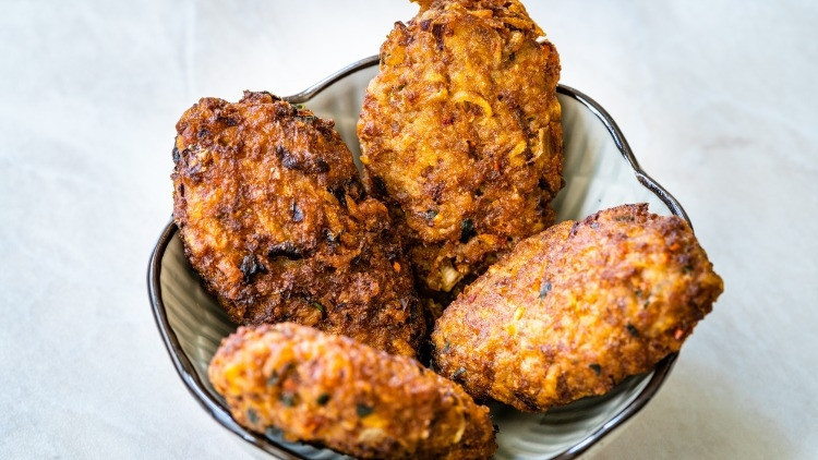 ŞEFTALİ KEBABI