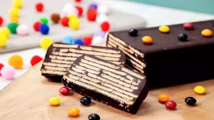 Bisküvili pasta tarifi