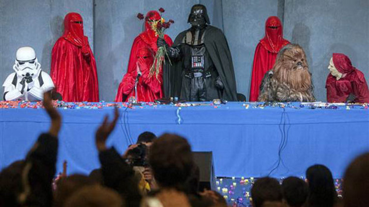 Ukraynada Darth Vader da cumhurbaşkanı adayı Ukraynada Darth Vader da cumhurbaşkanı adayı