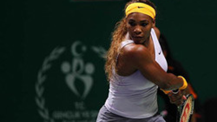 Serena Williams yarı finalde Serena Williams yarı finalde
