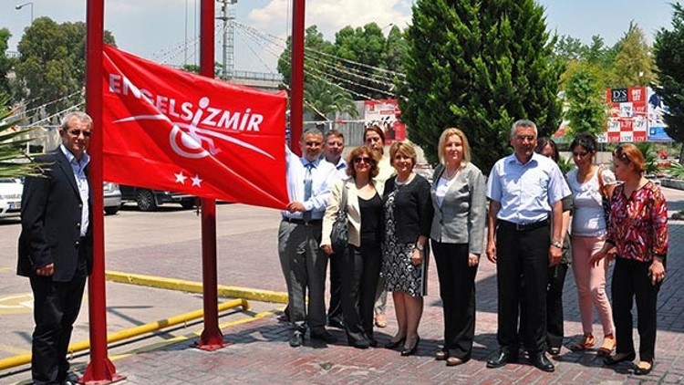 Park Bornova engelleri aştı
