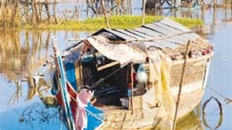 Gülümseyen insanların fakir ülkesi Kamboçya