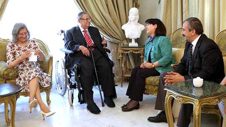 Leyla Zana ve Sırrı Süreyya Önderden Celal Talabaniyle Irak pozu