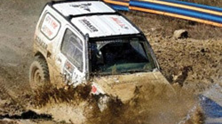 Off-Road’da zafer Afşar-Girit ekibinin