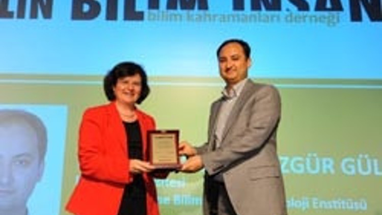 Beş akademisyen Üstün Başarılı Genç Bilim İnsanı seçildi