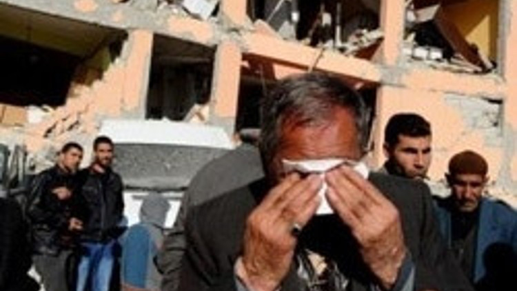 İsrail ve 30 ülkeden resmen yardım istedik İsrail ve 30 ülkeden resmen yardım istedik