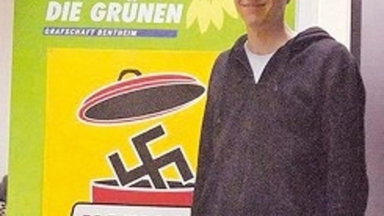 Bundestag’da (*) kravat tartışması