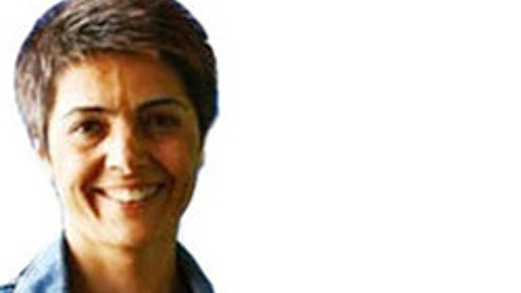 Nevin Sungur, Savaş Ayı anlattı