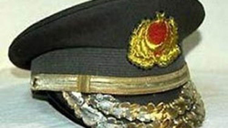 Balyoz sanığı 2 tümgeneral ve bir tuğamiral açığa alındı