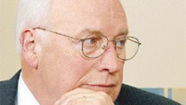 Cheney molla için geliyor