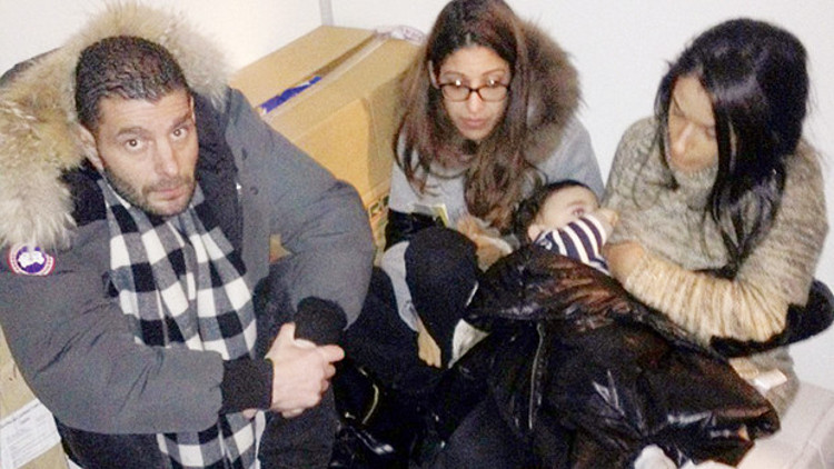 Buz odasında 5 saat böyle beklediler