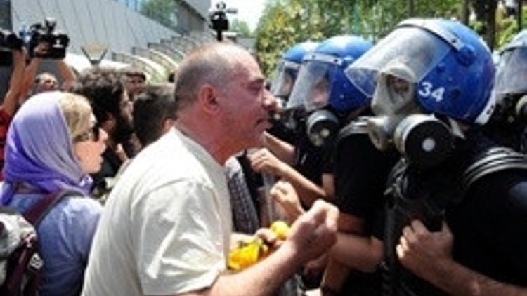 Polis GEZİde müdahale etti