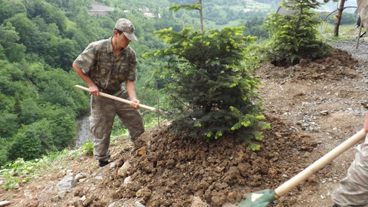 Maçkada, şehit Halit Avcı için hatıra ormanı kuruldu