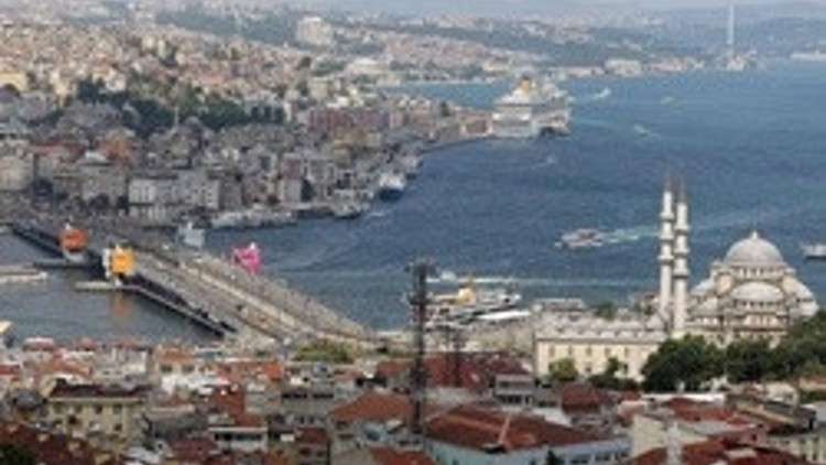 İstanbul ismi nereden geliyor