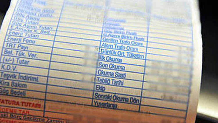 Elektriği kur çarptı