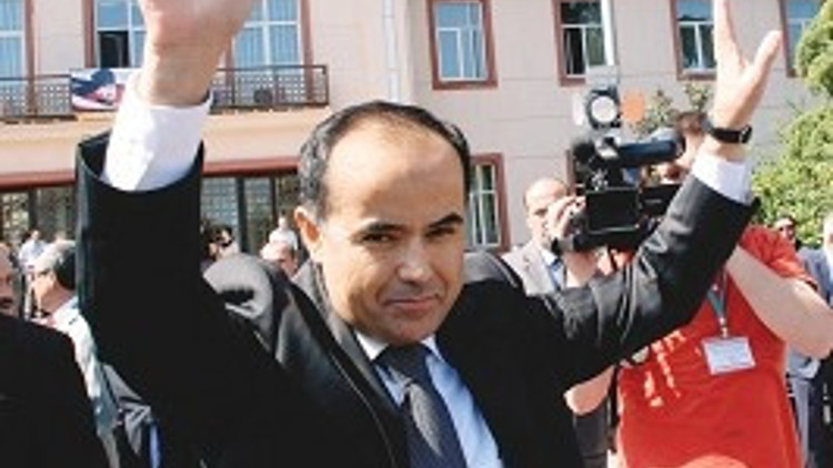 ‘CHP kapatılmalıydı’ diyen Vali merkeze