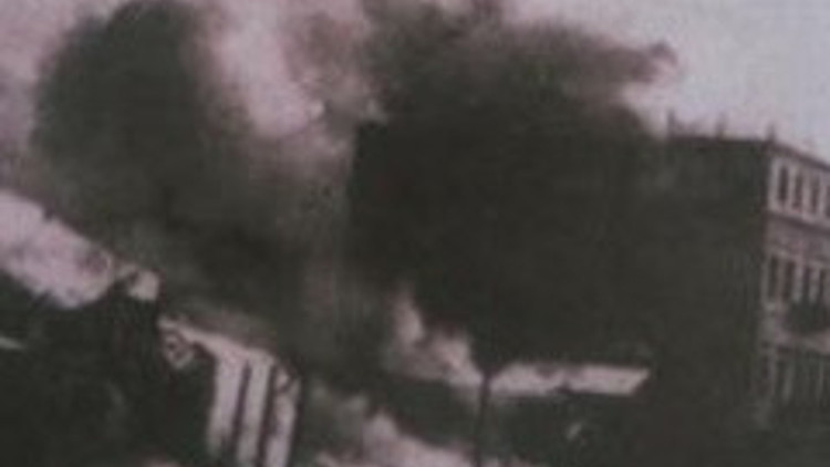 The Pacifice konu olan İzmir yangını diziden çıkarıldı