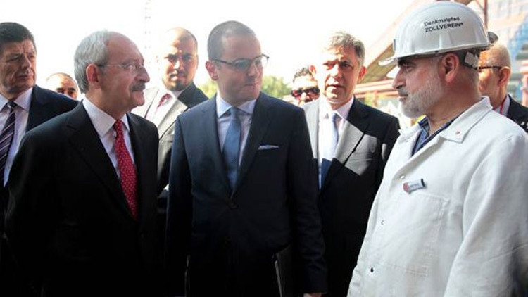 CHP lideri Kılıçdaroğlu Essende maden ocağı müzesini ziyaret etti CHP lideri Kılıçdaroğlu Essende maden ocağı müzesini ziyaret etti