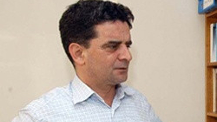 Mümtazer Türköne istifa etti