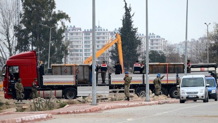 MİT TIRlarını durduran casus askerler davası başladı