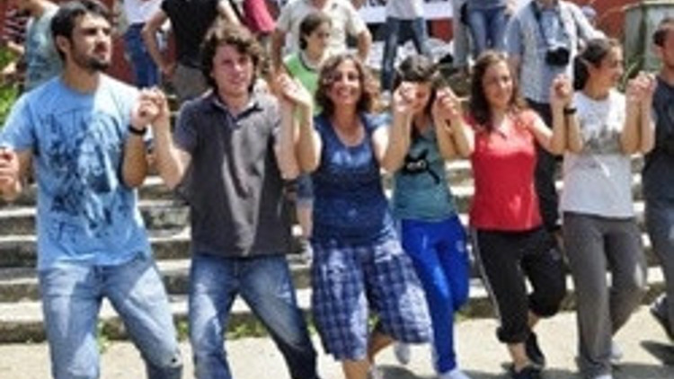 Hopada HES protestosu