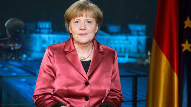 Merkel: İslam karşıtı gösterilerden uzak durun