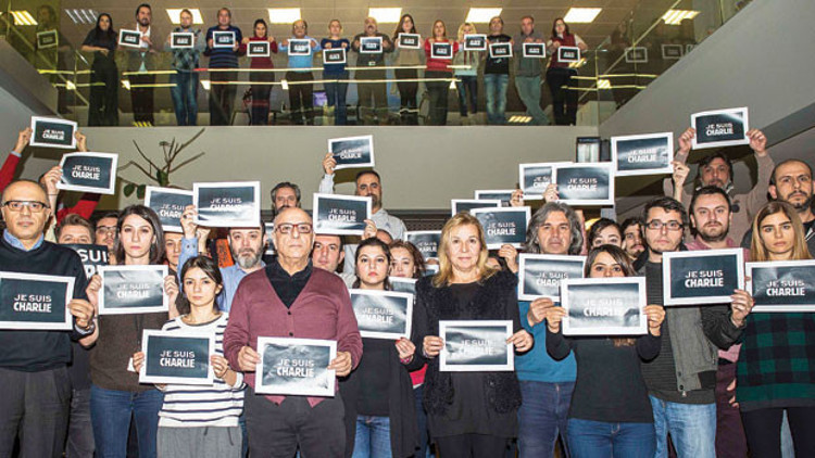 Solidarité (*Dayanışma) Solidarité (*Dayanışma)