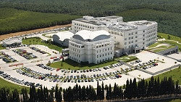 200 milyon dolardan fazla yatırım yaptı sağlık turizminde 5 bin hastaya ulaşacak