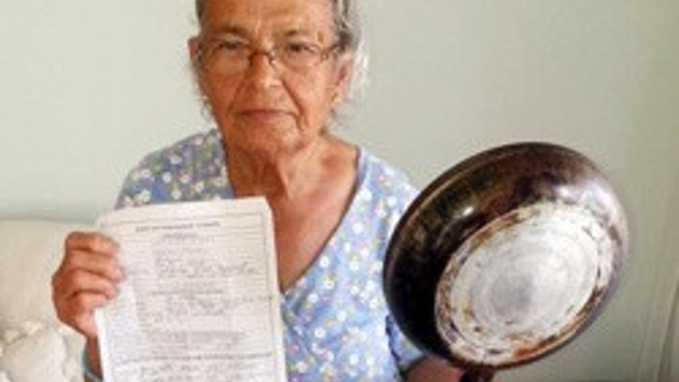 Tencere tava çalan 86 yaşındaki nineye para cezası