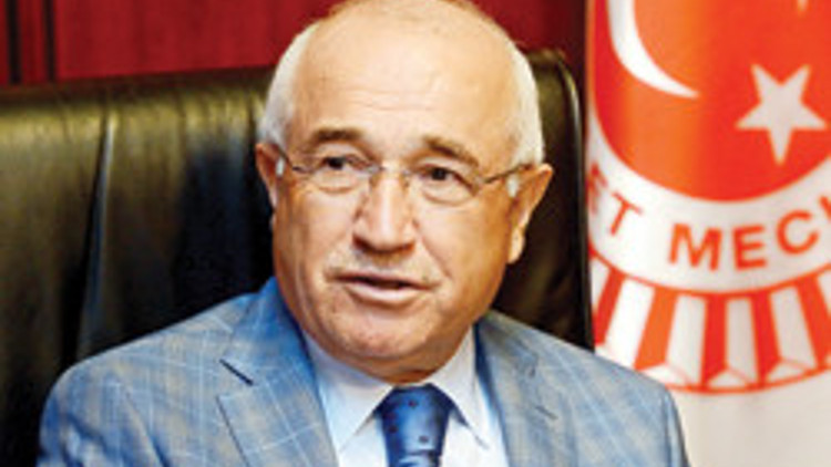 Haberal ve Aygün’ün yurtdışı yasağı kaldırılmalı