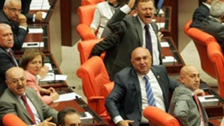 Tezkere TBMMden geçti