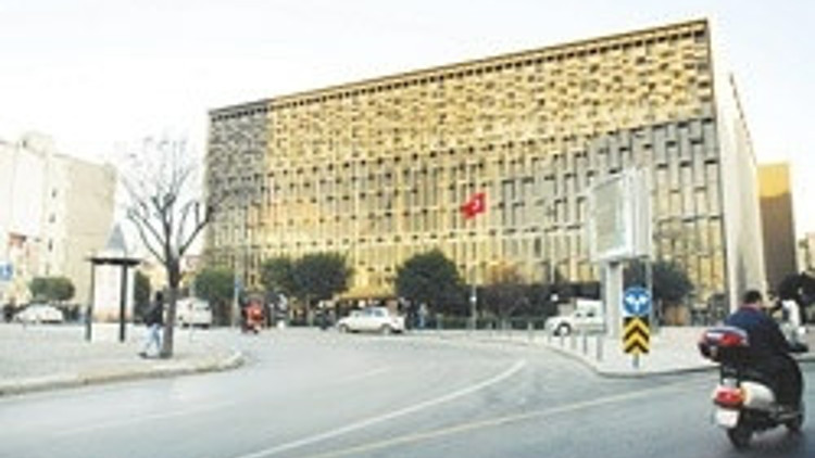 AKM’de Restorasyon çalışmaları durduruldu