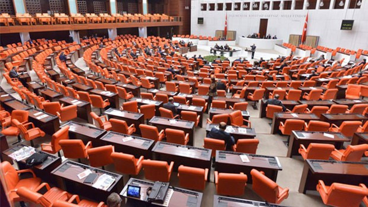 Milletvekilleri Soma görüşmelerine ilgi göstermedi