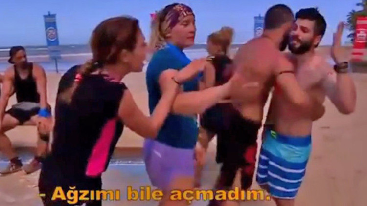 Survivor All Star’da kavgalar ilk günde başladı (Duygu - Taner) | İzle