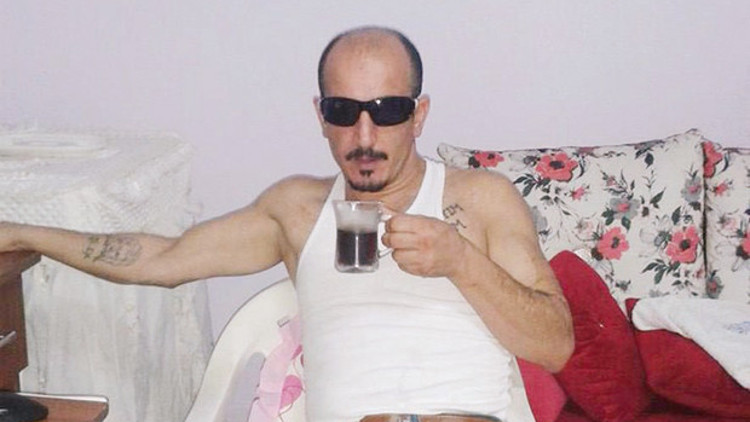 Katil koca çelik yelek ve silahla yakalandı Katil koca çelik yelek ve silahla yakalandı