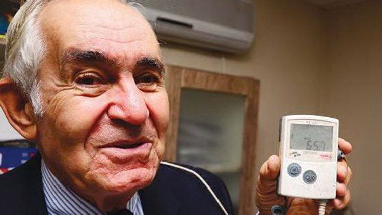 Mucit profesörden neme kumaşlı çözüm