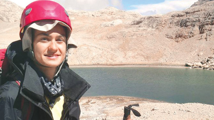 Meril’in ruhu rahat Meril’in ruhu rahat