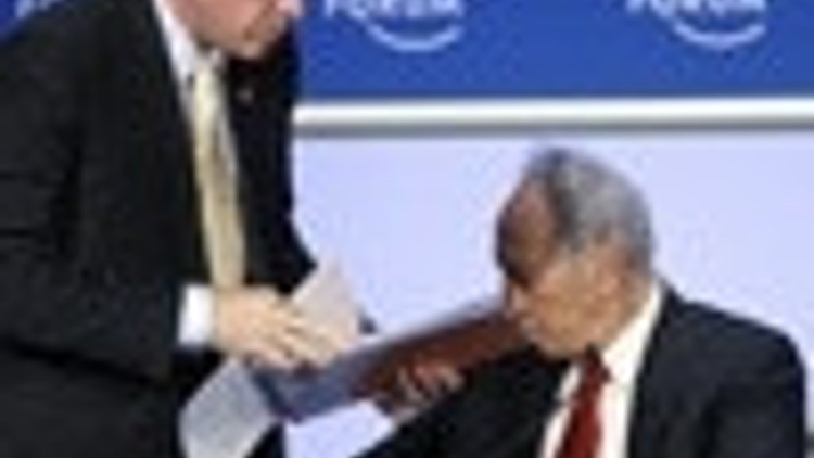 Turkish PM storms out of Davos Gaza session, slams moderator