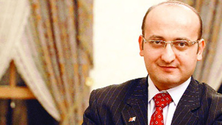 Yalçın Akdoğan: O cemaat orduya kumpas kurdu Yalçın Akdoğan: O cemaat orduya kumpas kurdu