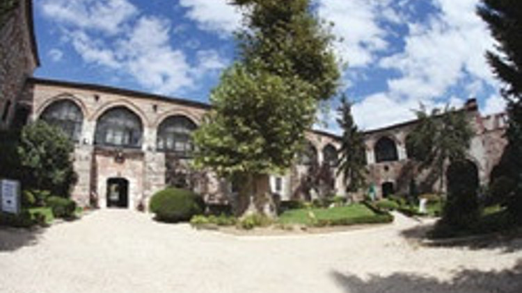 Çöplük Sarayı Çöplük Sarayı