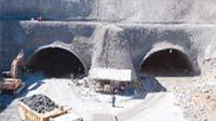 Dolmabahçe-Atatürk Havalimanı 18 dakika