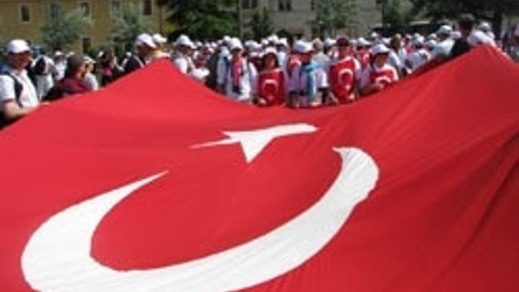 40 kadın Şerife Bacı için yürüyecek