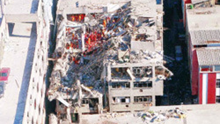 Servet versek bilirkişi gelmiyor