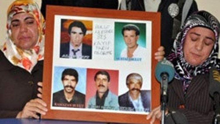 Aileler mezarı açmaktan vazgeçti