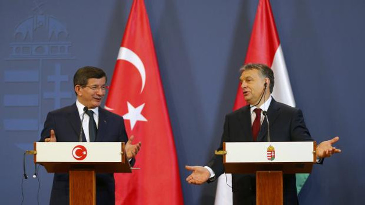 Davutoğlu: Sivil kayıplar olamasın diye PYDye bildirdik