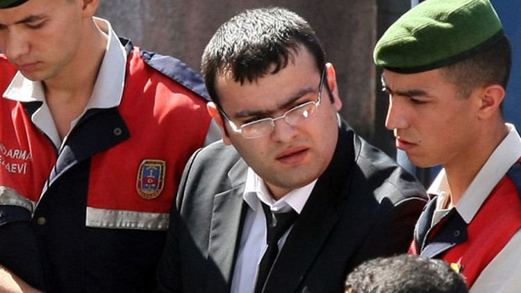 Samast , Dink cinayetinde polisi işaret etti Samast , Dink cinayetinde polisi işaret etti