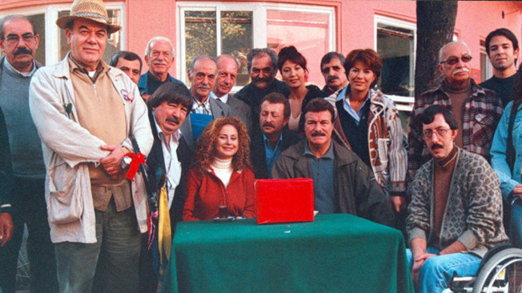 Mahallenin Muhtarları dizisi oyuncuları şimdi ne yapıyor
